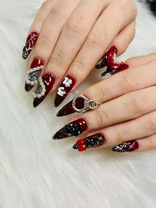 ネイル EmaNail天満橋店所属・EmaNail Risaのネイルデザイン