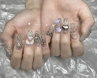 ネイル RINA 🤍のネイルデザイン