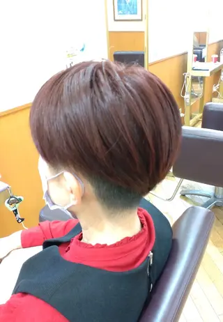 ショート カラー 仮屋 敬介のヘアスタイル