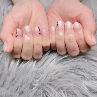 ネイル 個室ネイルサロンDolly  Girl〜ドーリーガール〜所属・DollyGirl KYOKOのネイルデザイン