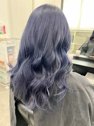 セミロング カラー LOBY所属・LOBY トモヤのヘアスタイル