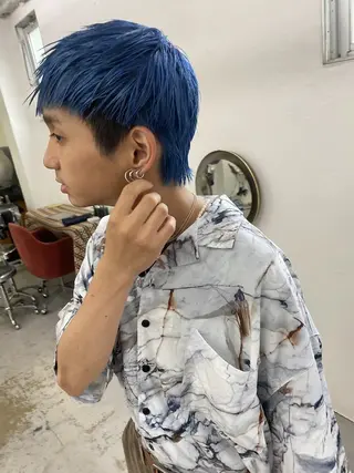 ショート カラー メンズ 響　インナーカラー イヤリングカラーのヘアスタイル