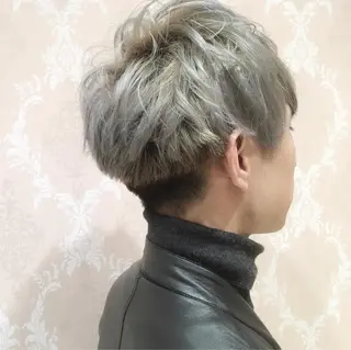 ショート カラー メンズ graxi'    グラシー所属・ブリーチ/ハイトーン SERINAのヘアスタイル