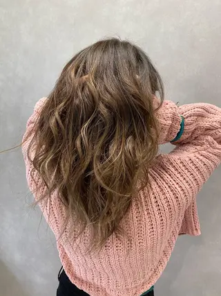 ミディアム 【髪質改善　艶髪】 布川　莉穂のヘアスタイル