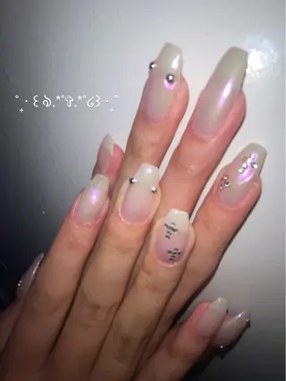 ネイル Maya 📍niconailのネイルデザイン