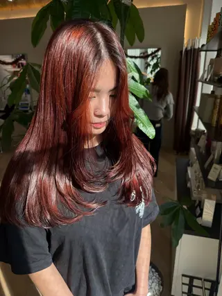 ロング カラー 艶髪/ハイトーン ️🫧rino🫧のヘアスタイル