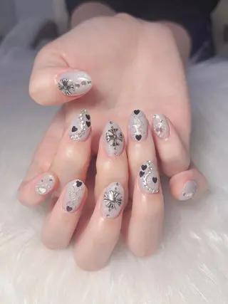 ネイル MiKi Nai池袋 長さだし得意のネイルデザイン