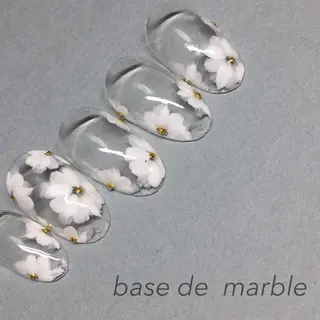 ネイル オモルフィ所属・カラーリスト marumoのヘアスタイル