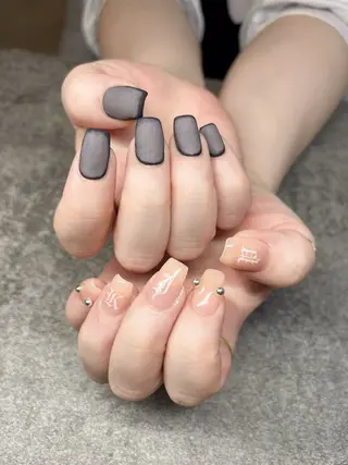 ネイル R inのネイルデザイン