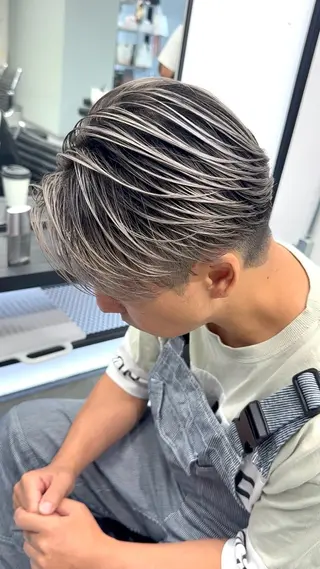 ミディアム カラー メンズ sol by gisele所属・takumi/パーマ /バレイヤージュのヘアスタイル