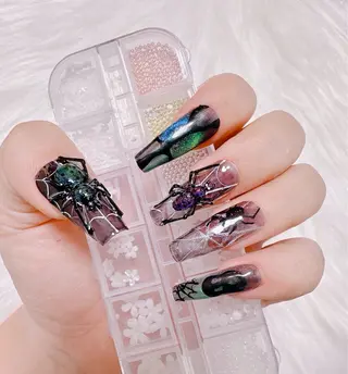 ネイル MIRA NAIL STUDIO所属・Mira Nail Studioのネイルデザイン