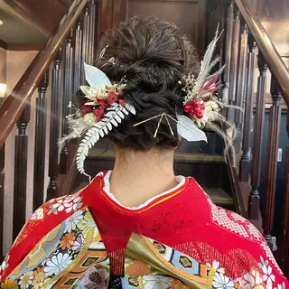 ミディアム ヘアアレンジ イシカワ エリナのヘアスタイル