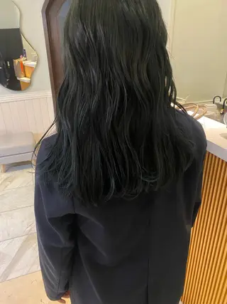 ミディアム カラー Lidee neoのヘアスタイル