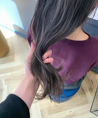 ロング 福山 晴香のヘアスタイル