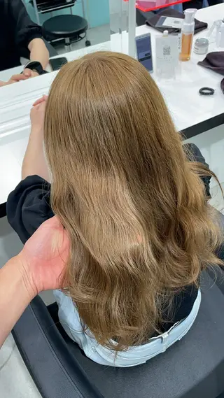 ロング カラー エフェクトブリーチ／ レイヤーカット／翔のヘアスタイル