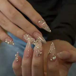 ネイル Esthetic Salon manish所属・Nailist Rinaのネイルデザイン