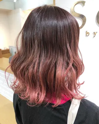 ミディアム カラー パーマ ヘアアレンジ 遠藤 拓馬のヘアスタイル