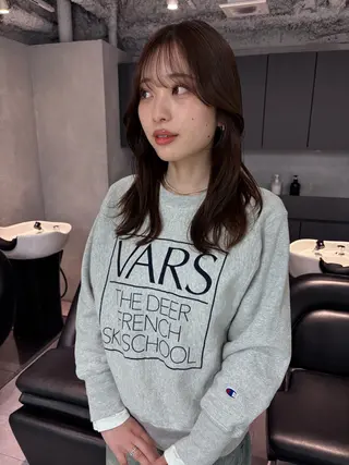 セミロング カラー レイヤー/顔周り /AKARIのヘアスタイル