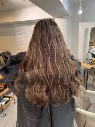 ロング カラー ROBIN所属・指名数No.1 /NAOYAのヘアスタイル