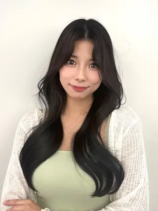 ロング カラー 韓国ヘア/レイヤー/ 顔まわり足立遥奈のヘアスタイル