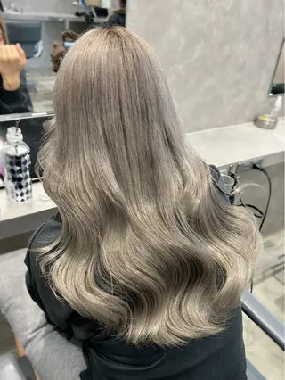 ロング カラー 新宿ハイトーン/ カットモデル/のりかのヘアスタイル