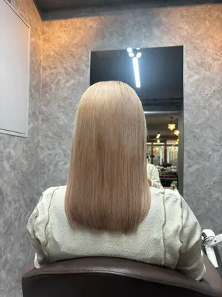 ミディアム カラー カトウ/ カットモデルのヘアスタイル