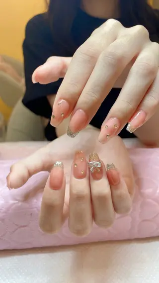 ネイル LEDアイラッシュ ∩_∩アオイのマツエク・マツパデザイン