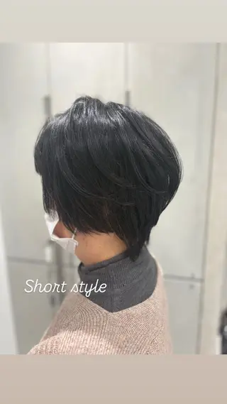ショート すざき ことみのヘアスタイル