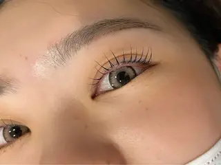 マツエク・マツパ eyelash Fiara by CYAN【フィアラバイシアン】所属・奥本 凜のマツエク・マツパデザイン