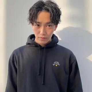 パーマ メンズ SALOWIN表参道店所属・マンツーマン×半個室 まちだきょうすけのヘアスタイル