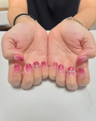 カラー naiisalon apfelのネイルデザイン