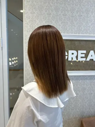 ロング ブリーチなしカラー/ 暖色カラー/艶カラーのヘアスタイル