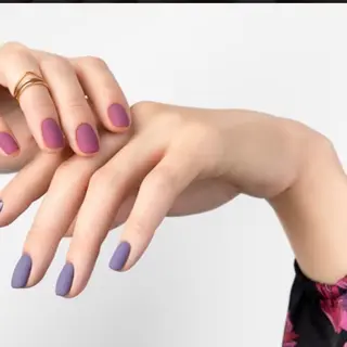 ネイル ゲン レイカのネイルデザイン