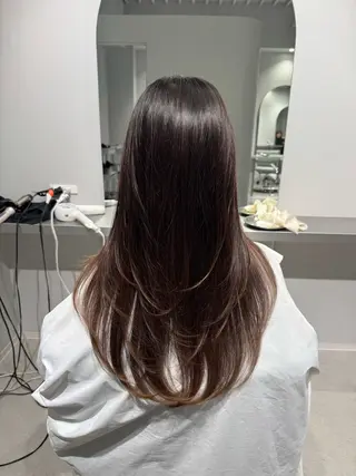 ロング 井上 育海のヘアスタイル