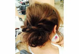 ヘアアレンジ _WHITE高槻所属・_WHITE高槻店 yusukeのヘアスタイル