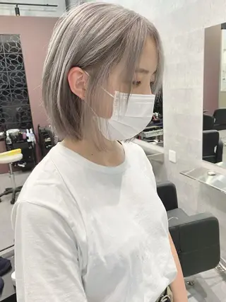 ショート カラー Via officialのヘアスタイル