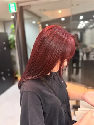 カラー 川辺 優華のヘアスタイル