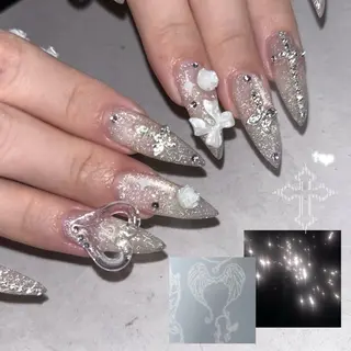 ネイル 🩰fein. hana🫧のネイルデザイン