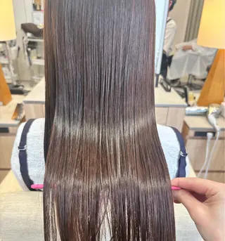 ロング ガレリア  名駅オーキッドGビル店所属・名駅／艶髪ストレート ／ヘッドスパ／伴怜奈のヘアスタイル
