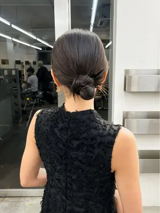 ヘアアレンジ 柔らかブラウン/顔周 りレイヤー♡ユウシのヘアスタイル