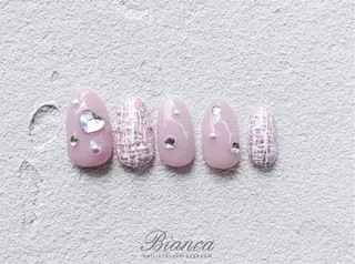 ネイル Bianca 渡邉🫧のネイルデザイン