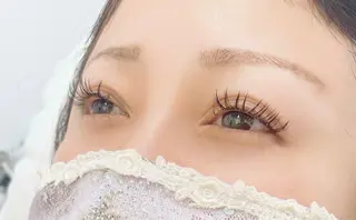 マツエク・マツパ Mia.Rosa所属・Mia.Rosa naokoの眉毛・アイブロウイメージ