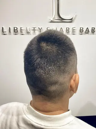 ショート メンズ HANA ハナのヘアスタイル