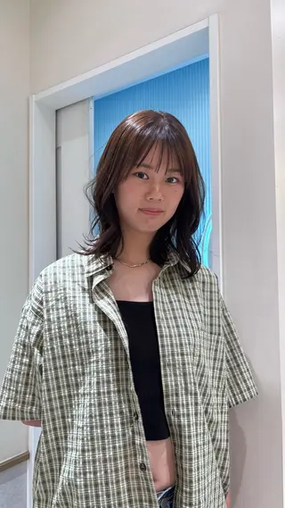 ミディアム カラー ハイトーン/レイヤー KYOKA🩶のヘアスタイル