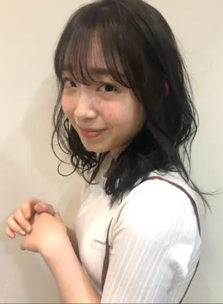 ミディアム カラー パーマ 💫期間限定価格💫 似合わせカット🧚のヘアスタイル