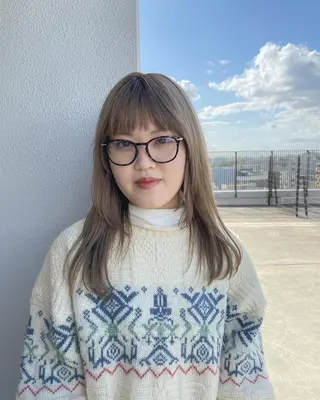 ミディアム カラー パーマ ヘアアレンジ メンズ キッズ ネイル マツエク・マツパ 🫧垢抜けヘア🫧 SHIORIのヘアスタイル