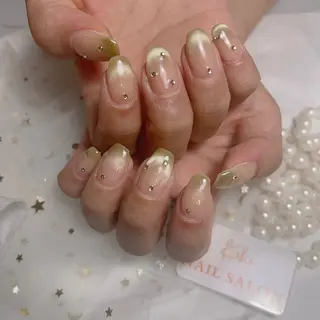 ネイル 💕鈴木ユリ パラジェル/オフ無料のネイルデザイン