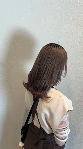 セミロング カラー 透明感カラー/ くびれヘア/ユウユのヘアスタイル