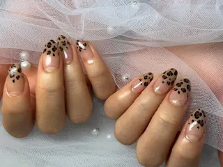 ネイル Queennail 北堀江AYAのネイルデザイン