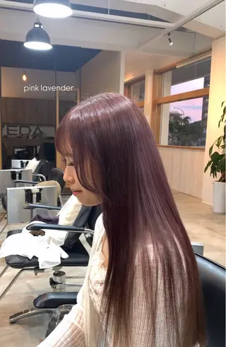 カラー Niina→ anan AVEDAのヘアスタイル